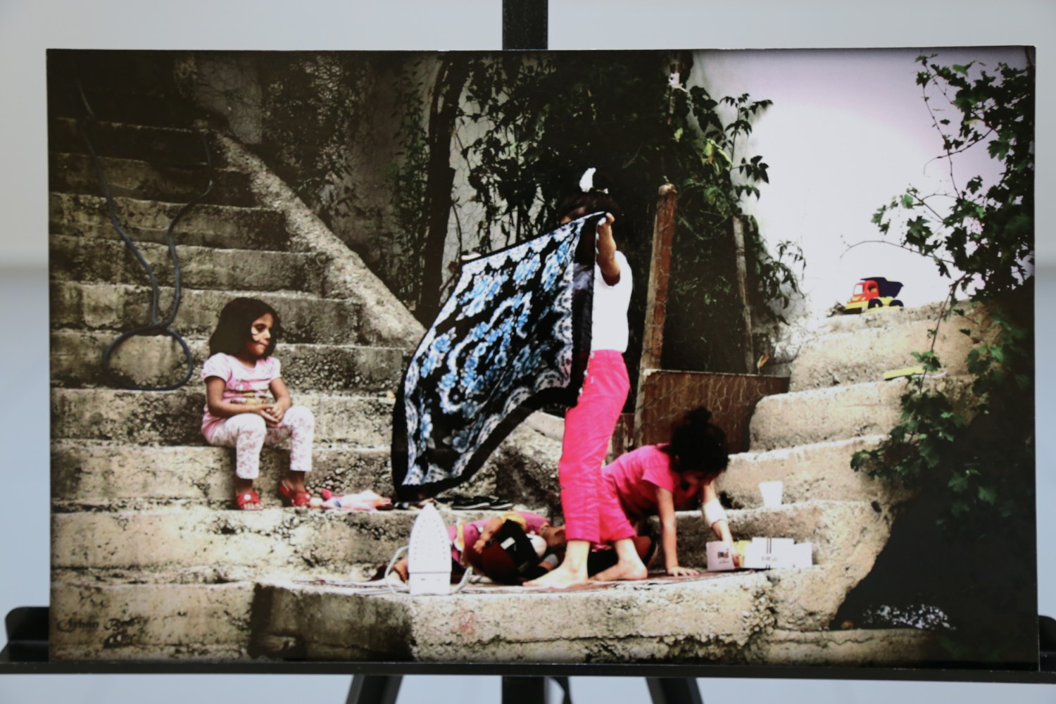 Bu serginin geliri öğrencilere 6