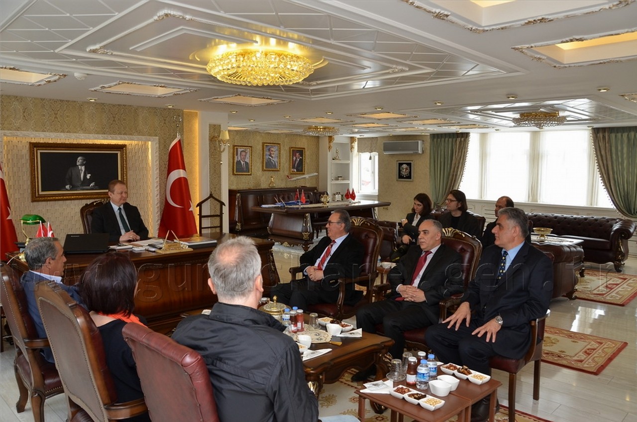 Atilla Kesler Vakfından Vali Yavuz’a ziyaret 1