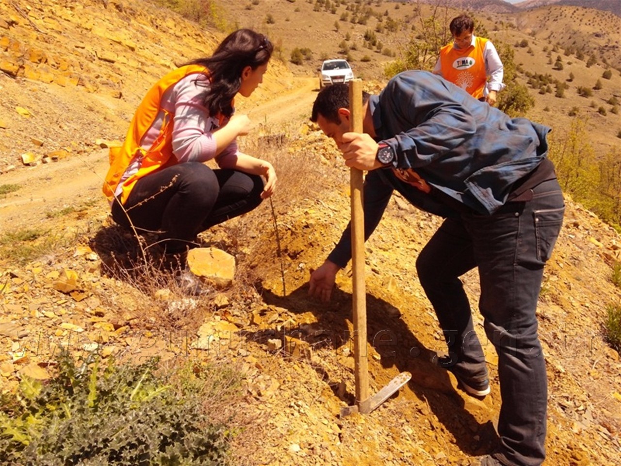 TEMA, 300 Fidanı Toprakla Buluşturdu 1