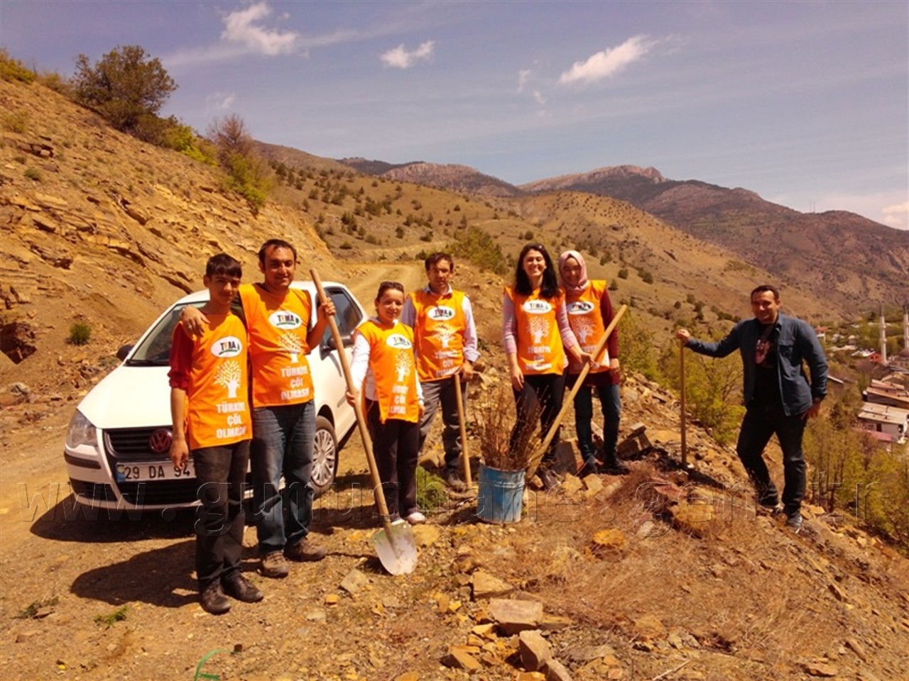 TEMA, 300 Fidanı Toprakla Buluşturdu 4