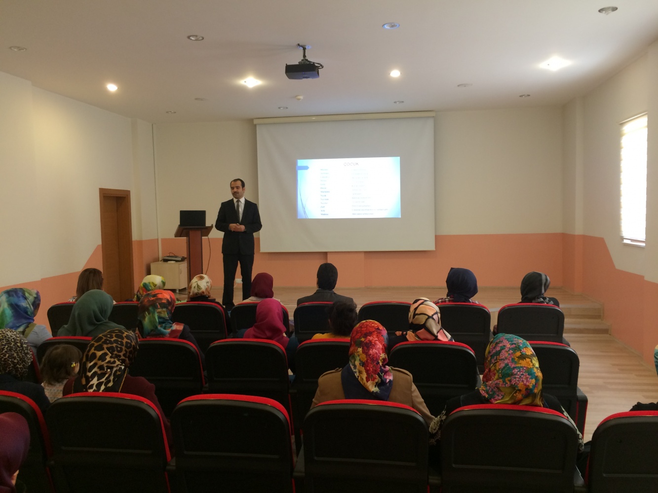 Yıldız Eskicioğlu Anaokulu’nda ‘Çocukla İletişim’ semineri 3