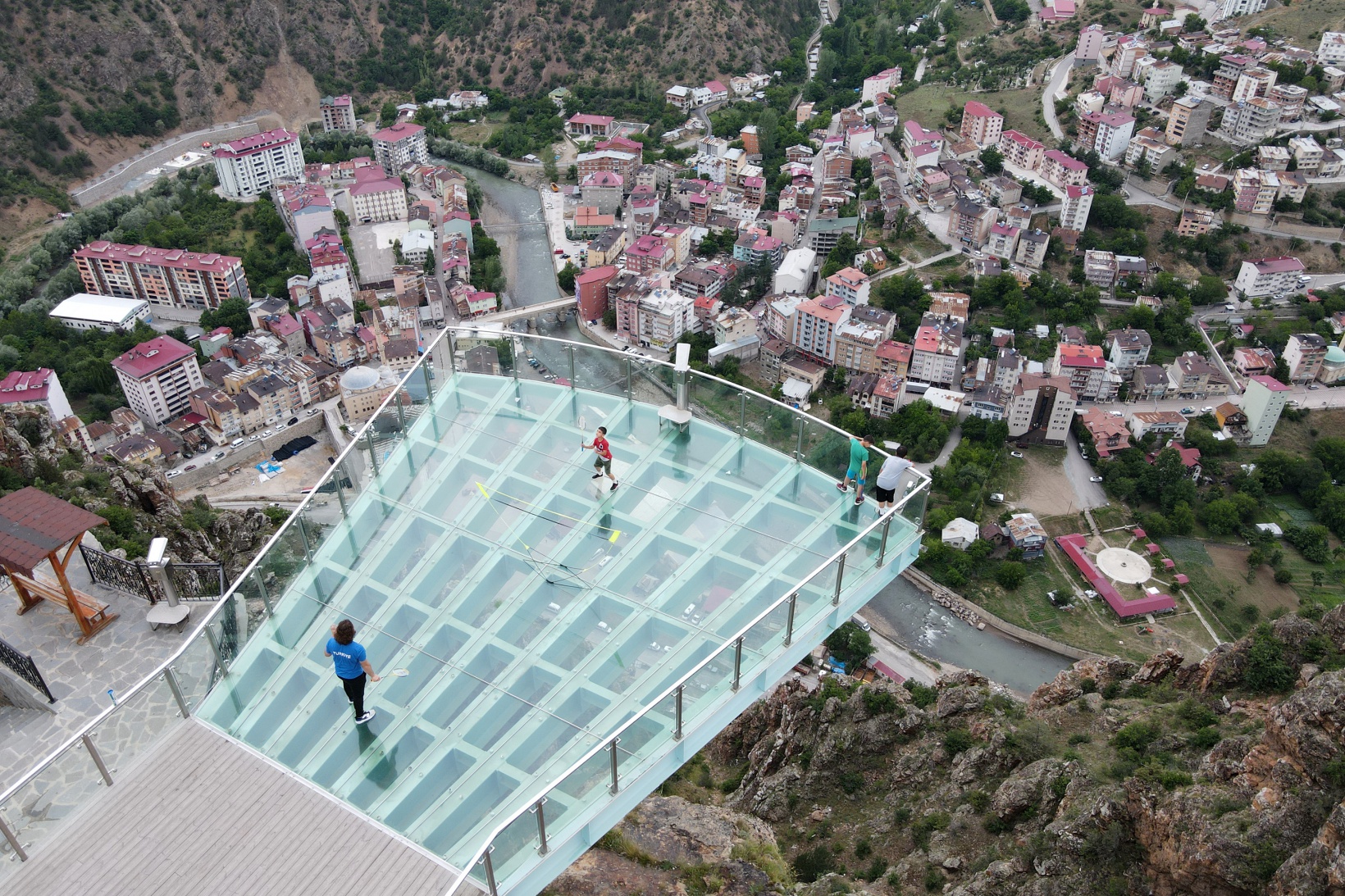 Gümüşhane’de adrenalin dolu badminton antrenmanı 1