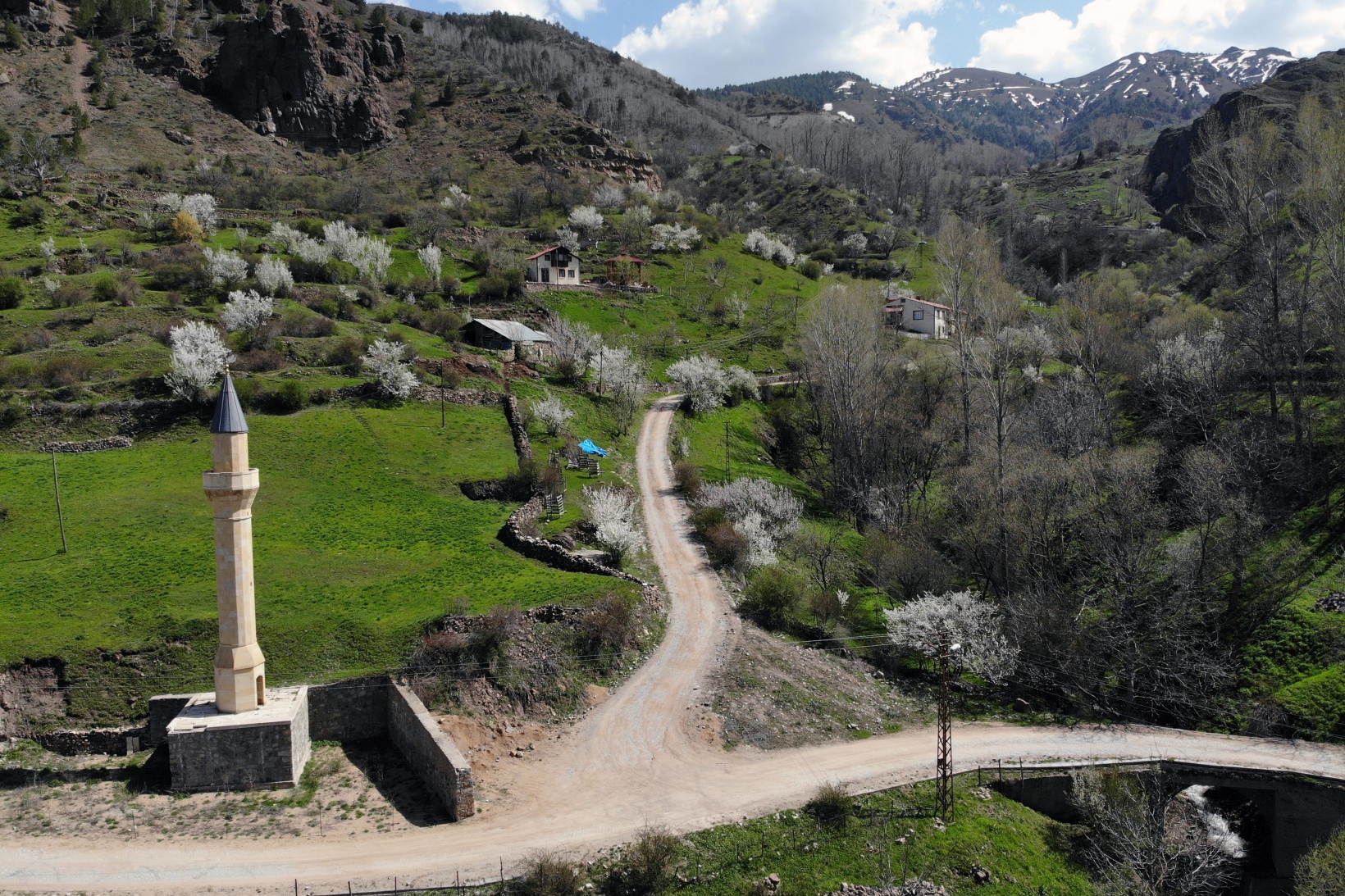 Tarihi mahalle bahar renklerine büründü, görsel şölen oluştu 14