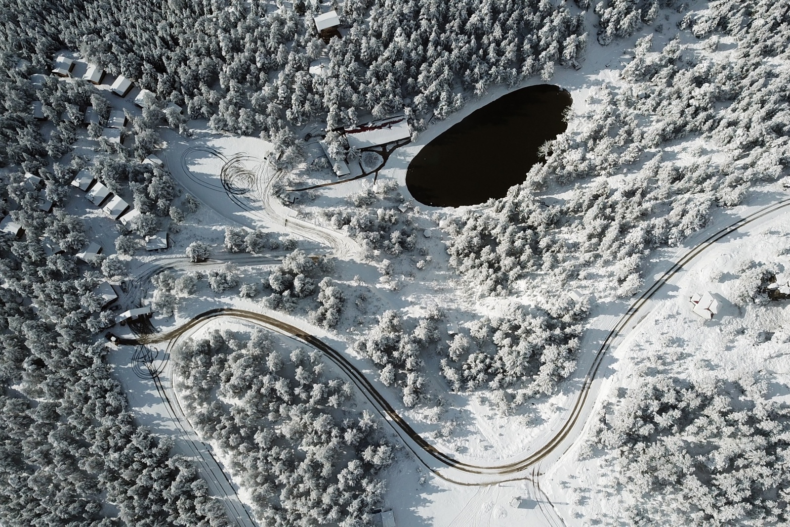 Beyazın en çok yakıştığı yer: Limni Gölü 23