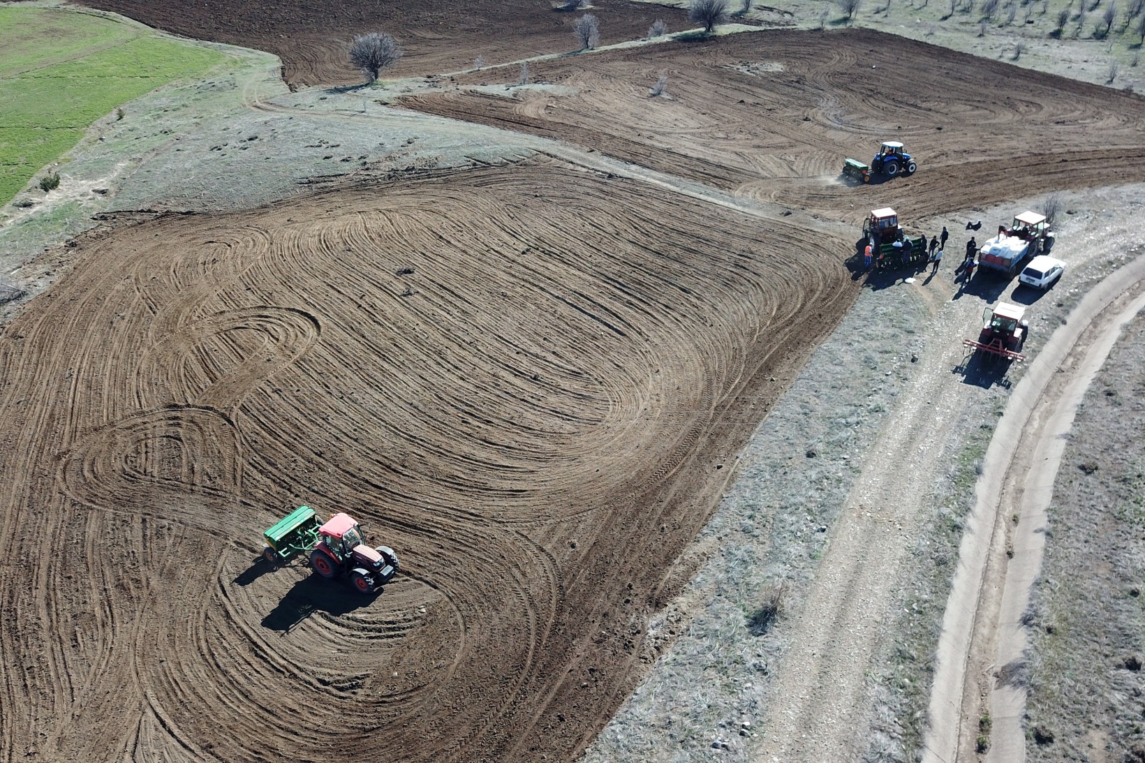 Gümüşhane’de 20 yıldır ekilmeyen tarlalar ekilmeye başlandı 15