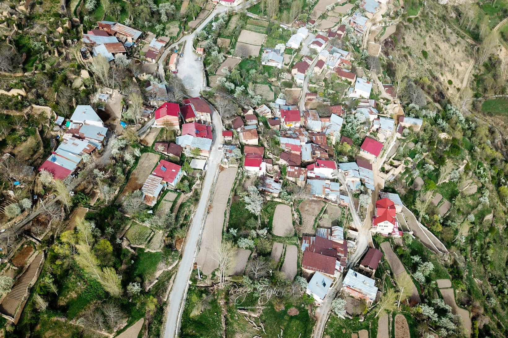 674 yıllık İmera Manastırı’nın duvarlarındaki yazı ve grafitiler temizlendi 27