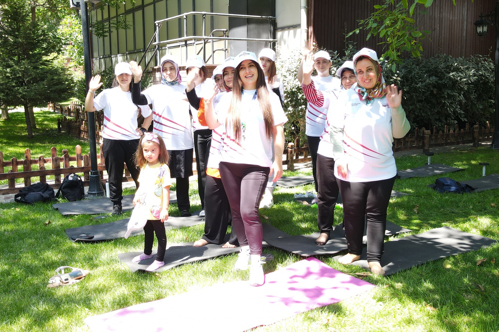 Gümüşhane'de ev kadınları fitness ile sağlıklı yaşama adım atıyor 7