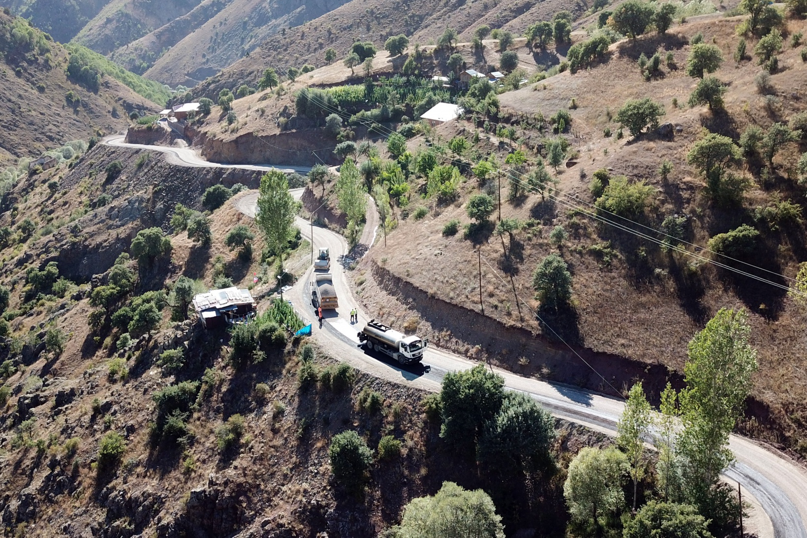 Krom Antik Kentine ulaşımı sağlayan yol asfaltlandı 12