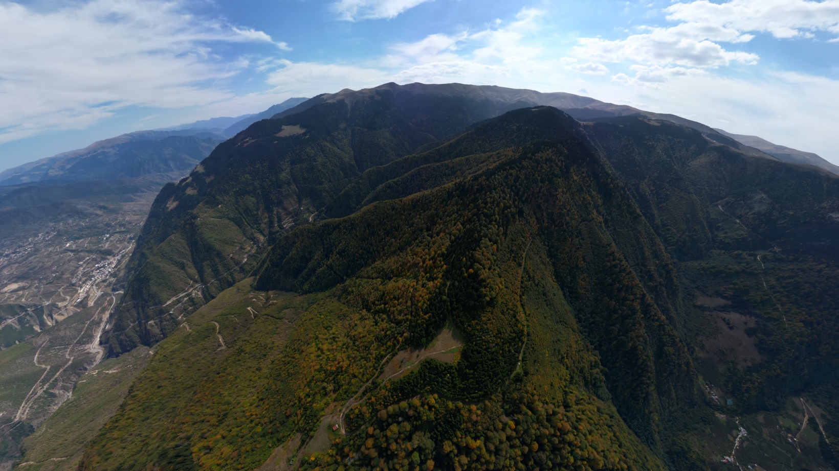 Doğa harikası Örümcek Ormanlarında renk cümbüşü başladı 27