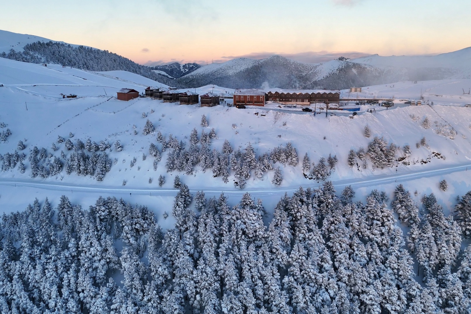 Zigana’da kar kalınlığı 1 metreye yaklaştı 11