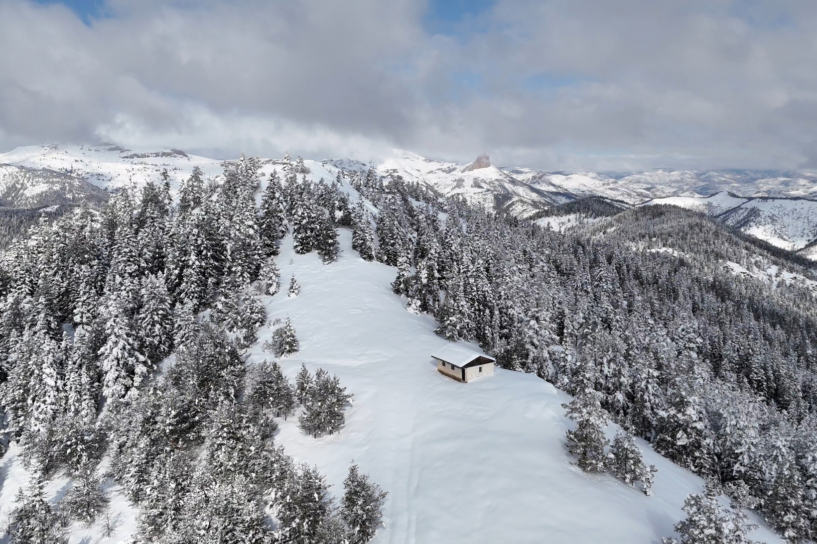 Gümüşhane'nin zirvelerinde kutupları aratmayan yürüyüş 41