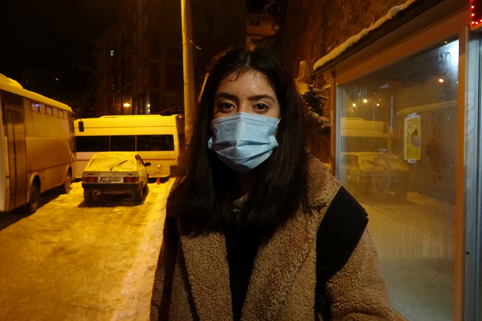 Klimalı duraklar kış aylarında vatandaşların imdadına yetişiyor 13