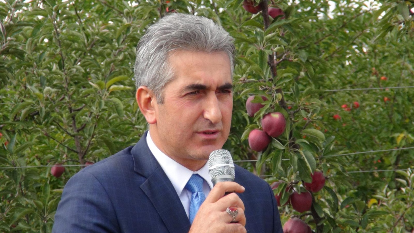 Gümüşhane’de Elma Hasadı Başladı 34