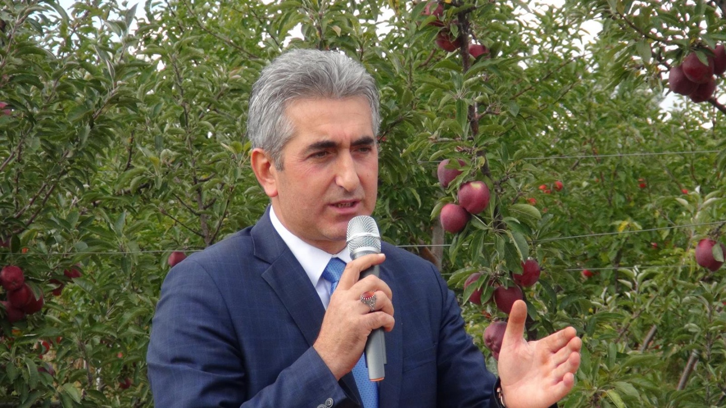 Gümüşhane’de Elma Hasadı Başladı 35