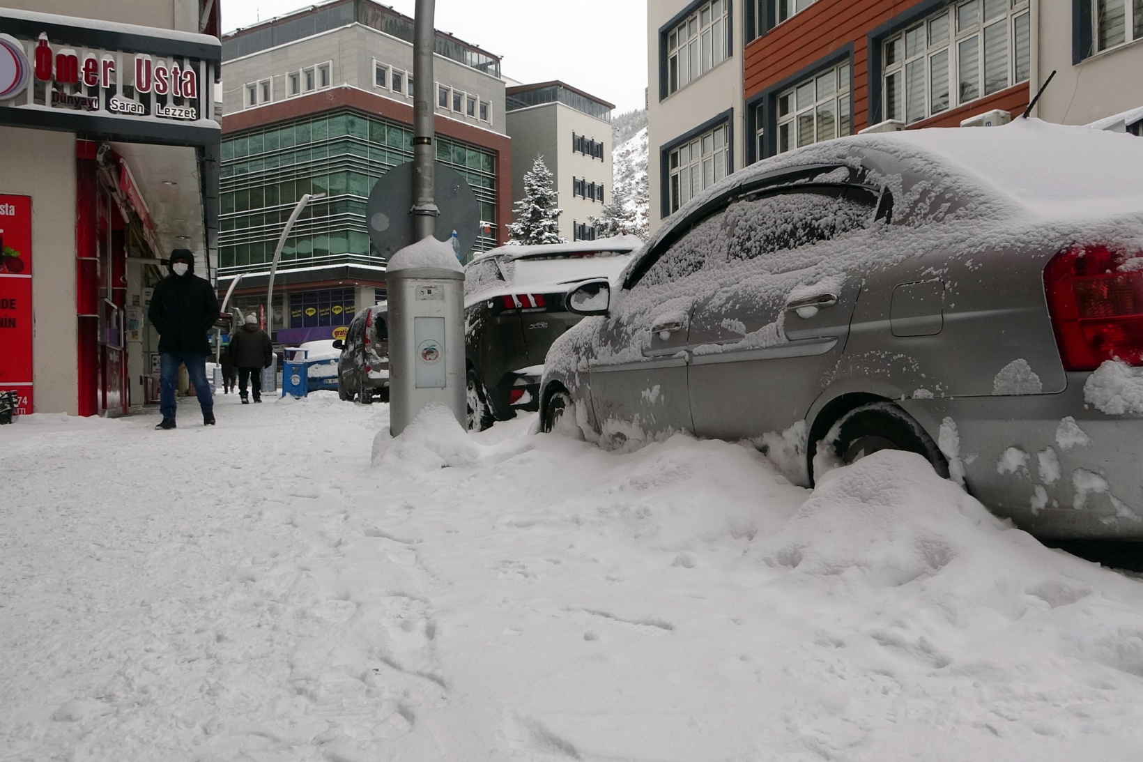 Gümüşhane’de yoğun kar yağışı etkili oldu 9