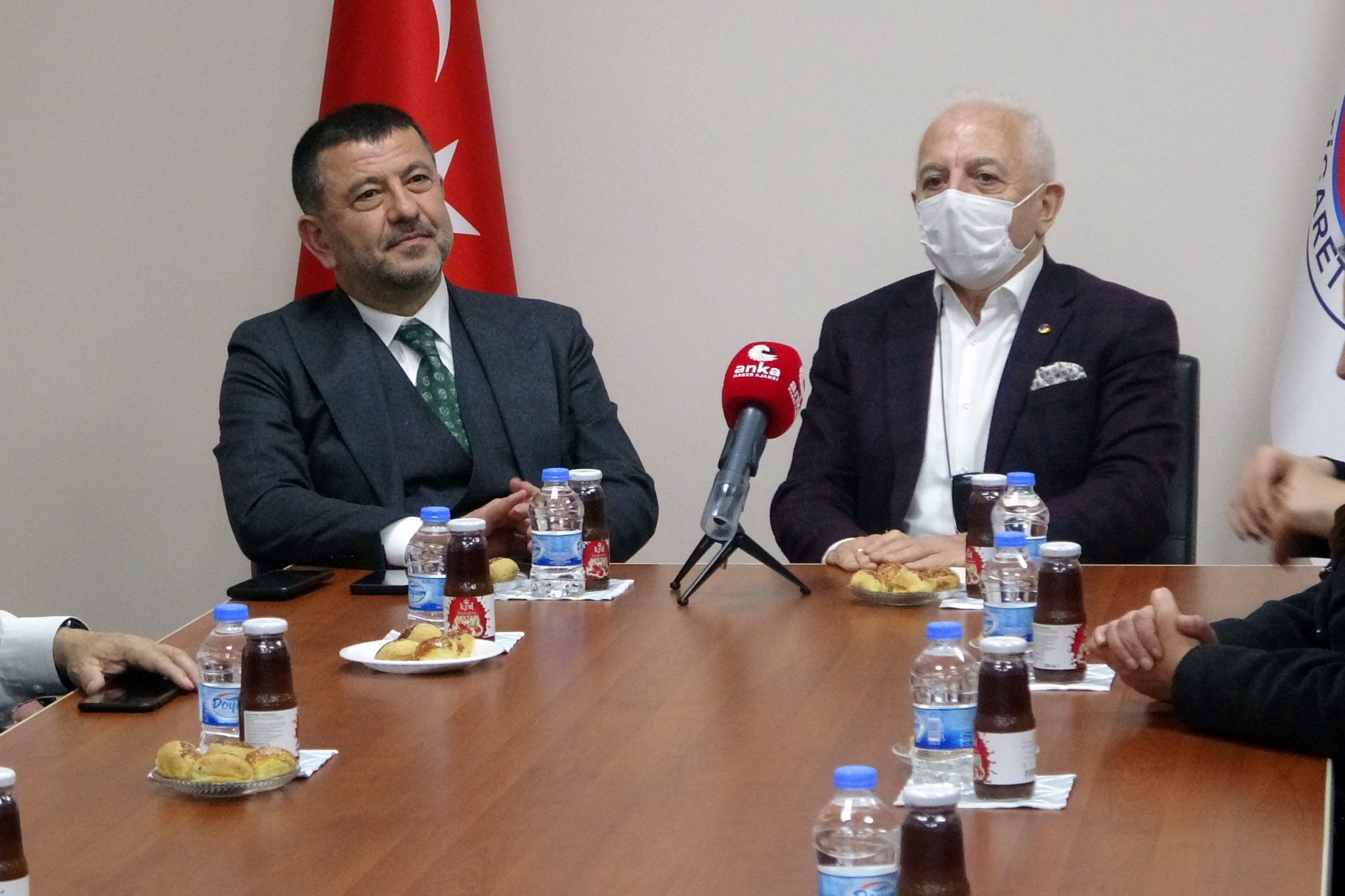 CHP Esnaf Masası 12 vekille Gümüşhane’de ziyaretler gerçekleştirdi 2