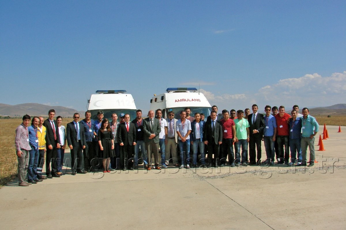 Köse Havaalanında Ambulans Sürüş Eğitimi Yapıldı 8