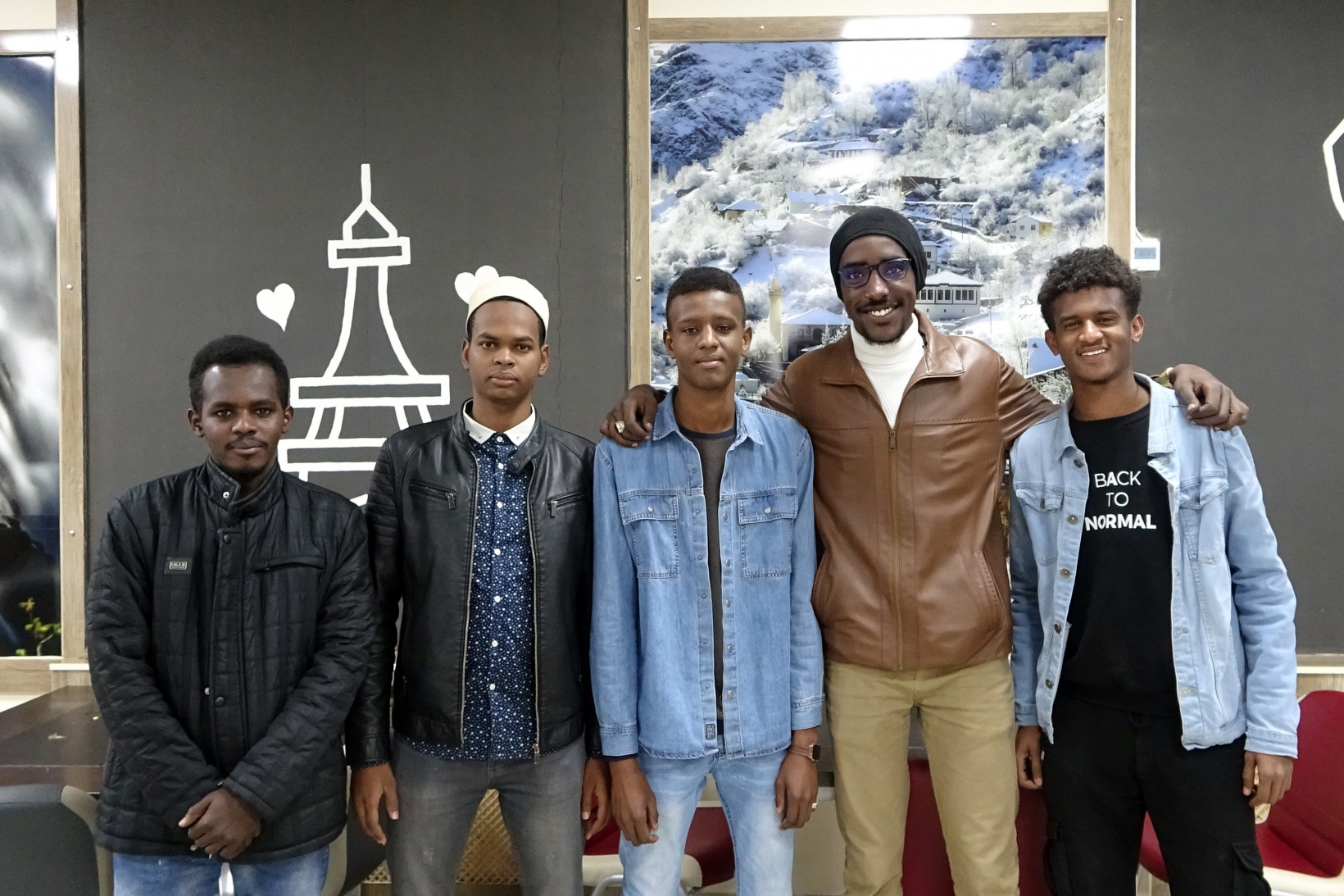 Vatanlarından onbinlerce kilometre uzakta iftar yaptılar 10