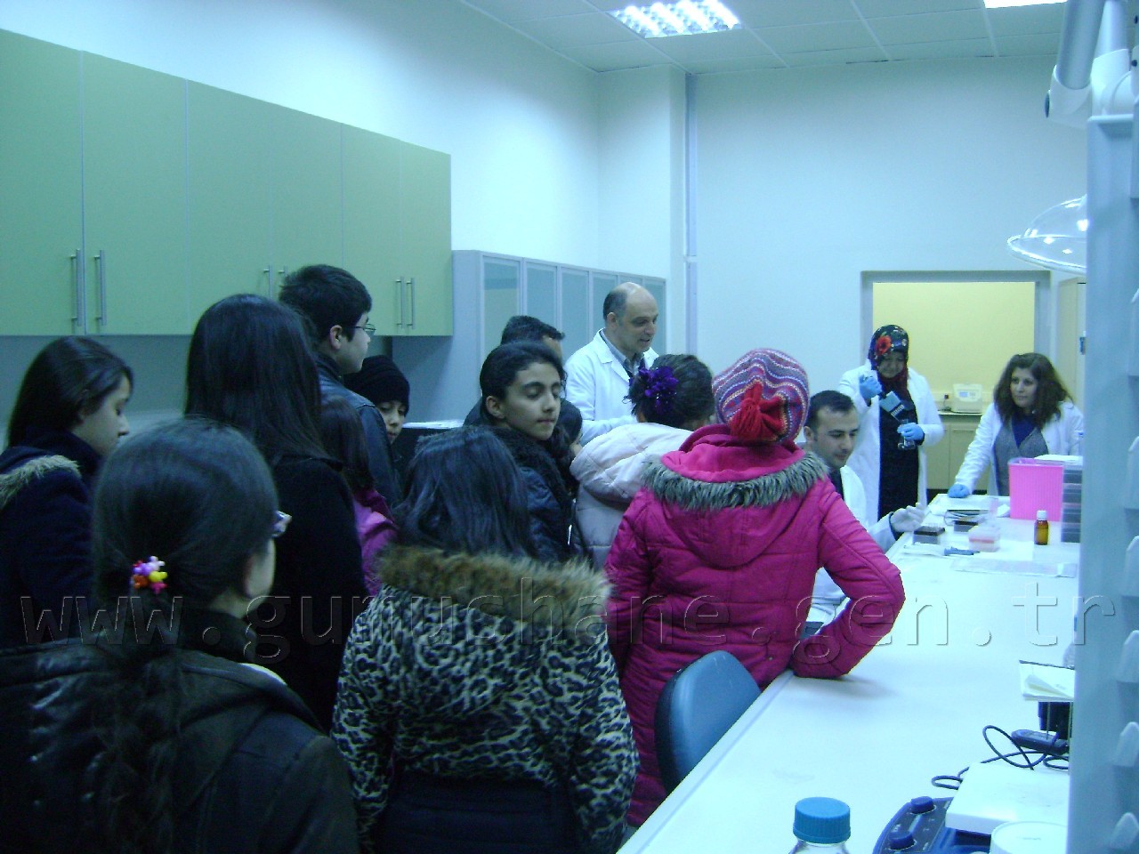 Bilim ve Sanat Merkezi Öğrencileri Gümüşhane Üniversitesi Merkez Laboratuvarı’nda 7