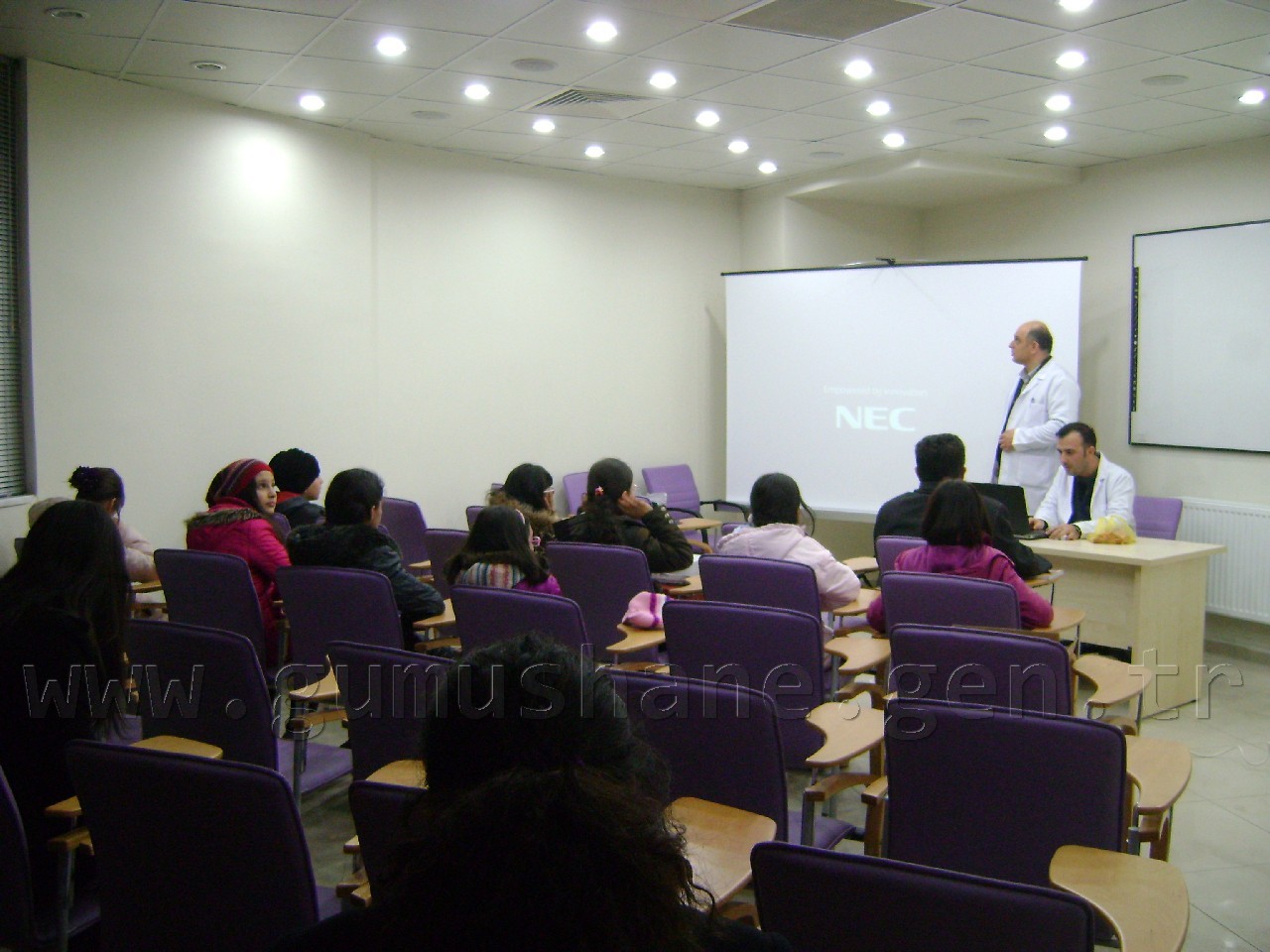 Bilim ve Sanat Merkezi Öğrencileri Gümüşhane Üniversitesi Merkez Laboratuvarı’nda 9