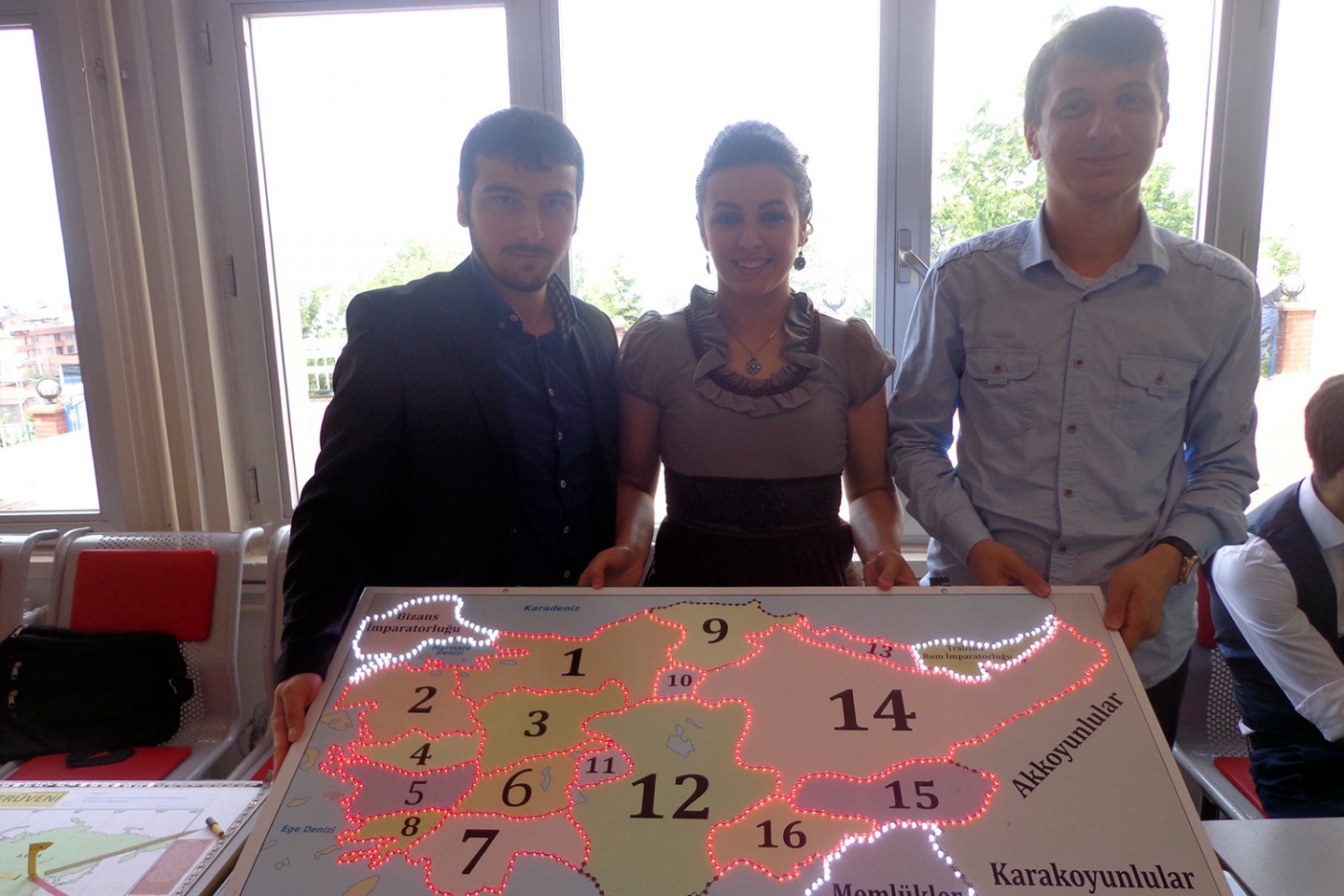 Demircioğlu, 3. materyal tasarımı sergisini yaptı 10