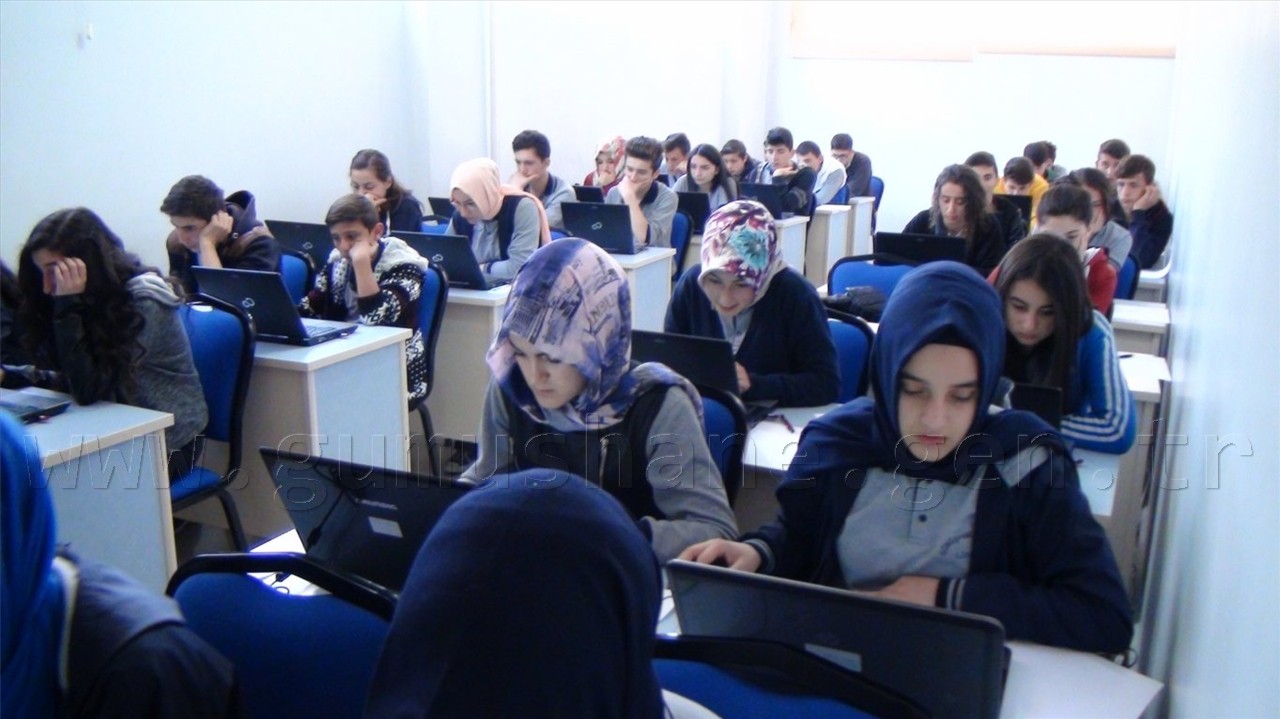 PISA sınavı Gümüşhane Lisesinde yapıldı 2