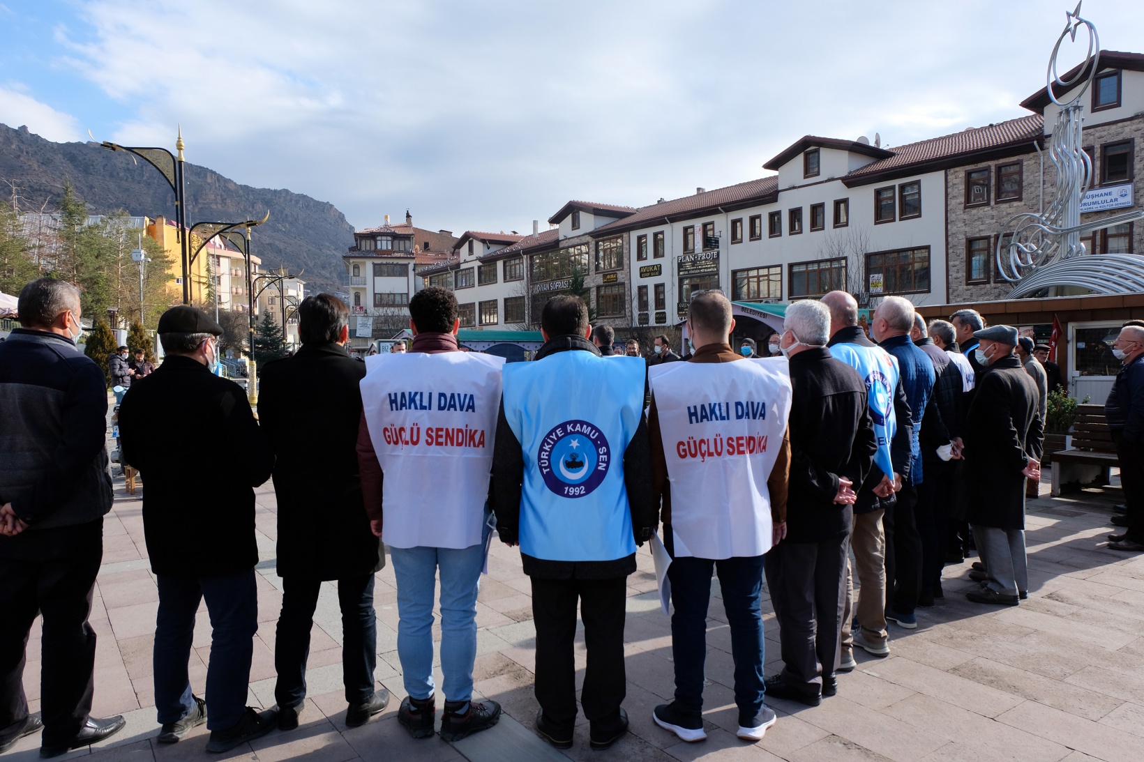 Kamu-Sen: Ek zam ve refah payı vazgeçilmezdir 3