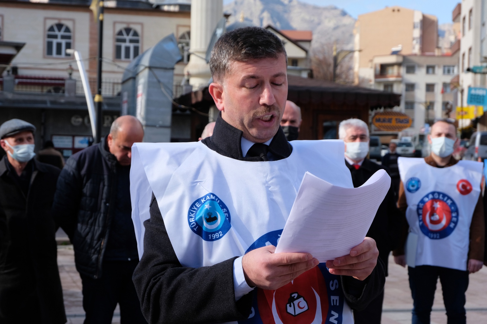 Kamu-Sen: Ek zam ve refah payı vazgeçilmezdir 6