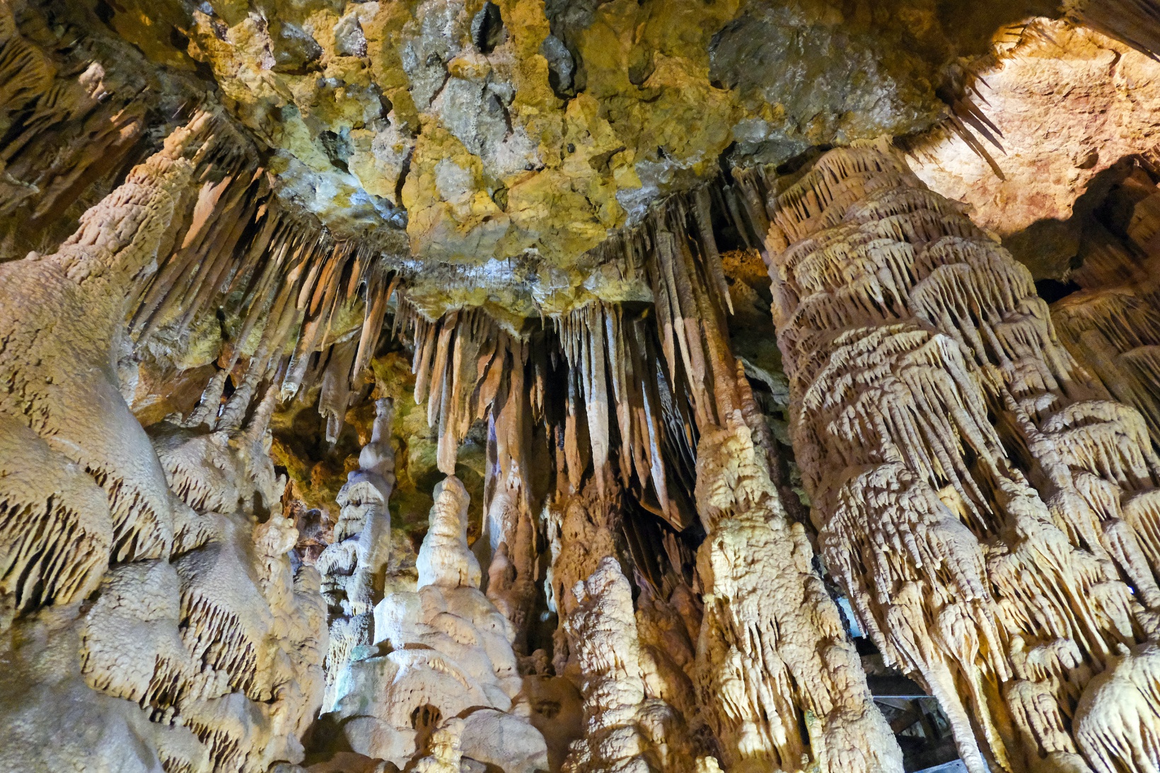 Gümüşhane’nin yer altı sarayında turizm sezonu devam ediyor 4