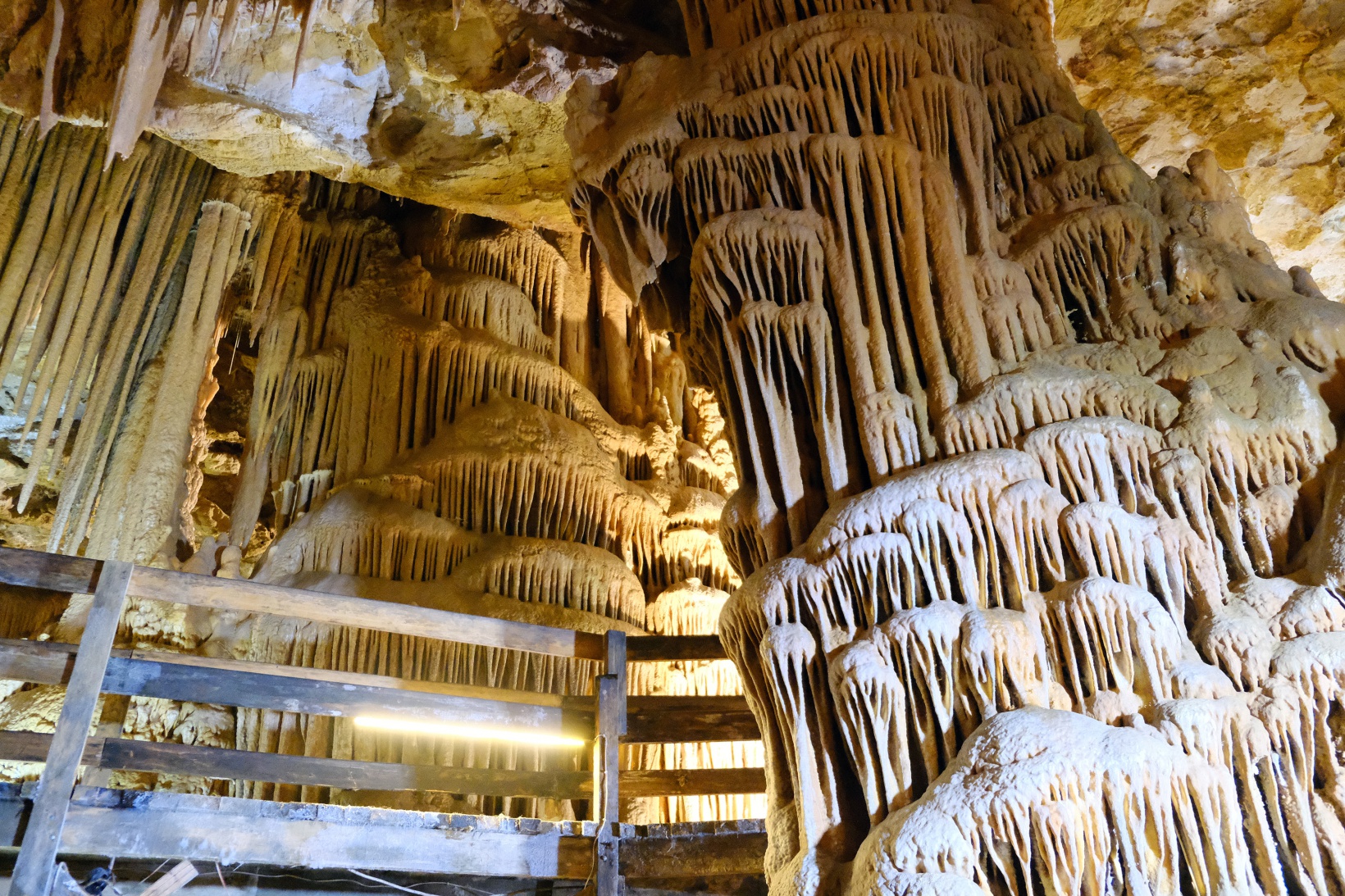 Gümüşhane’nin yer altı sarayında turizm sezonu devam ediyor 20