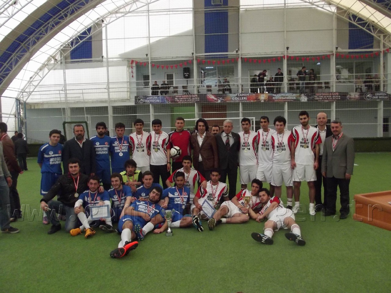 Uni-League sona erdi 3