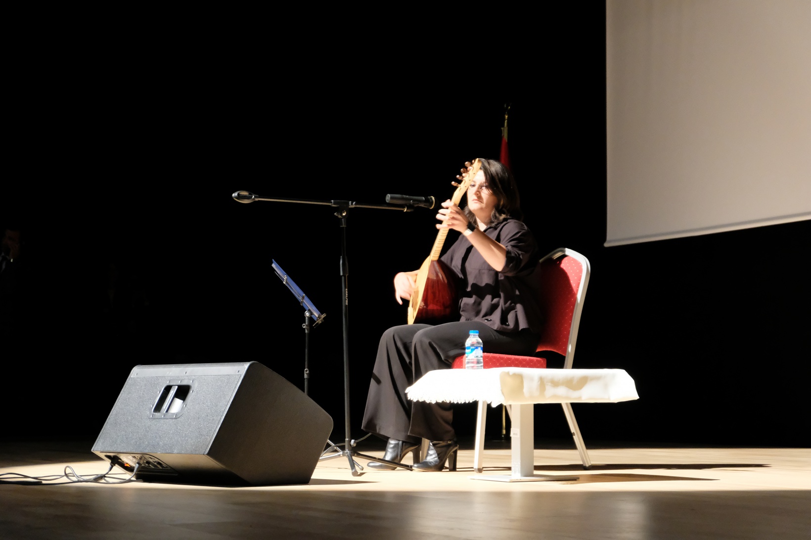 GÜ’de Akademik Cübbe Giyme ve Belge Takdim Töreni gerçekleştirildi 13