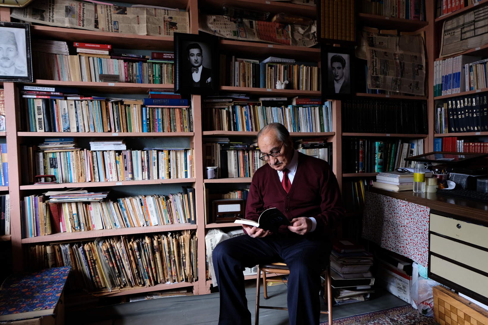 55 yıldır bıkmadan, usanmadan yazıyor 8