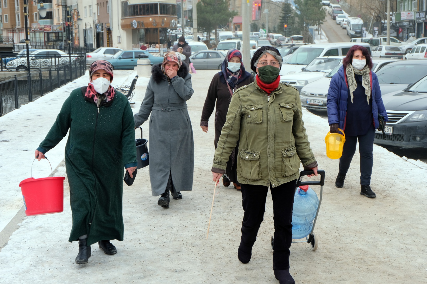 Gümüşhane’de kadınların su isyanı 12