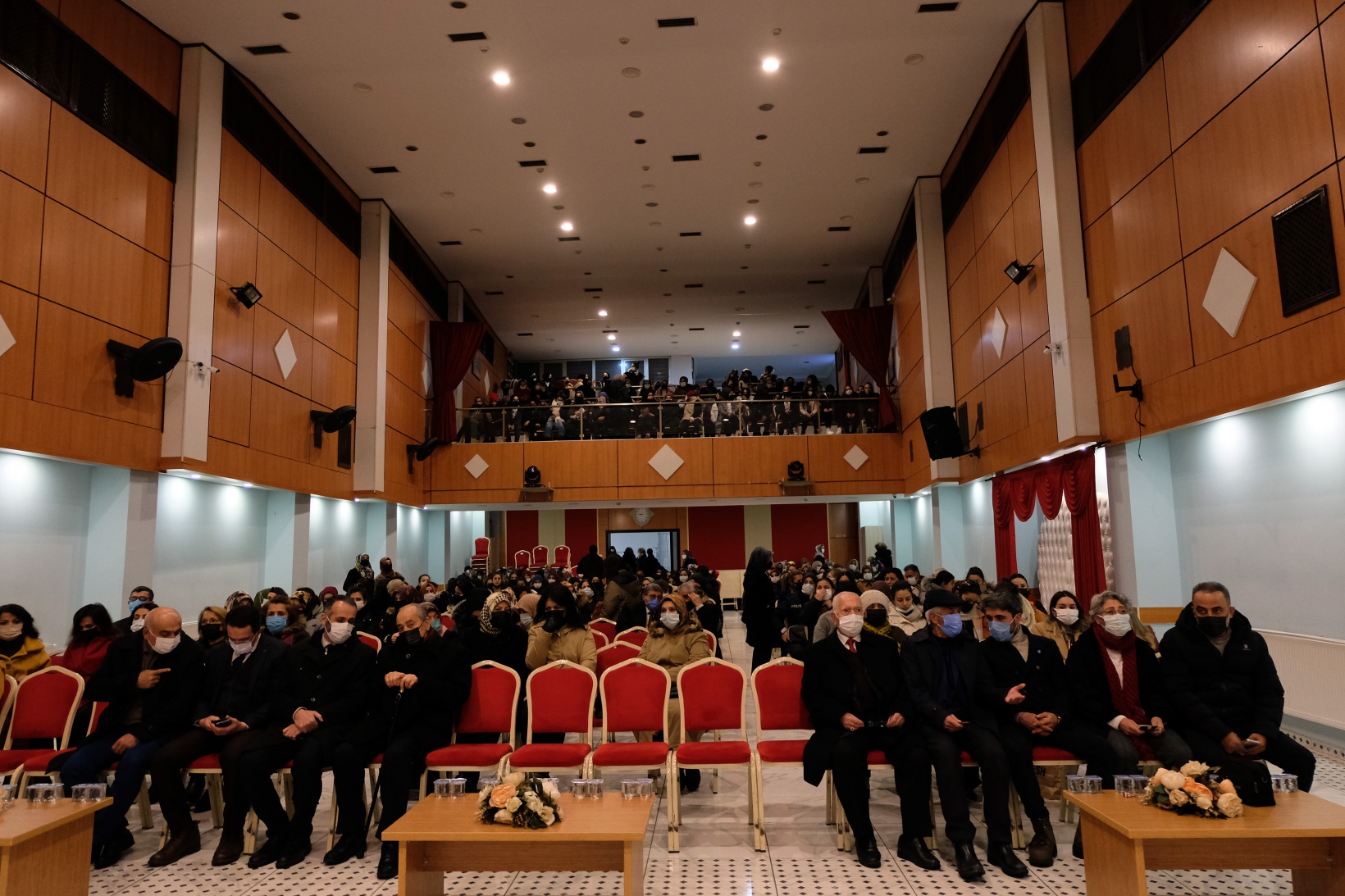 Kadına yönelik şiddetin her boyutu konuşuldu 9