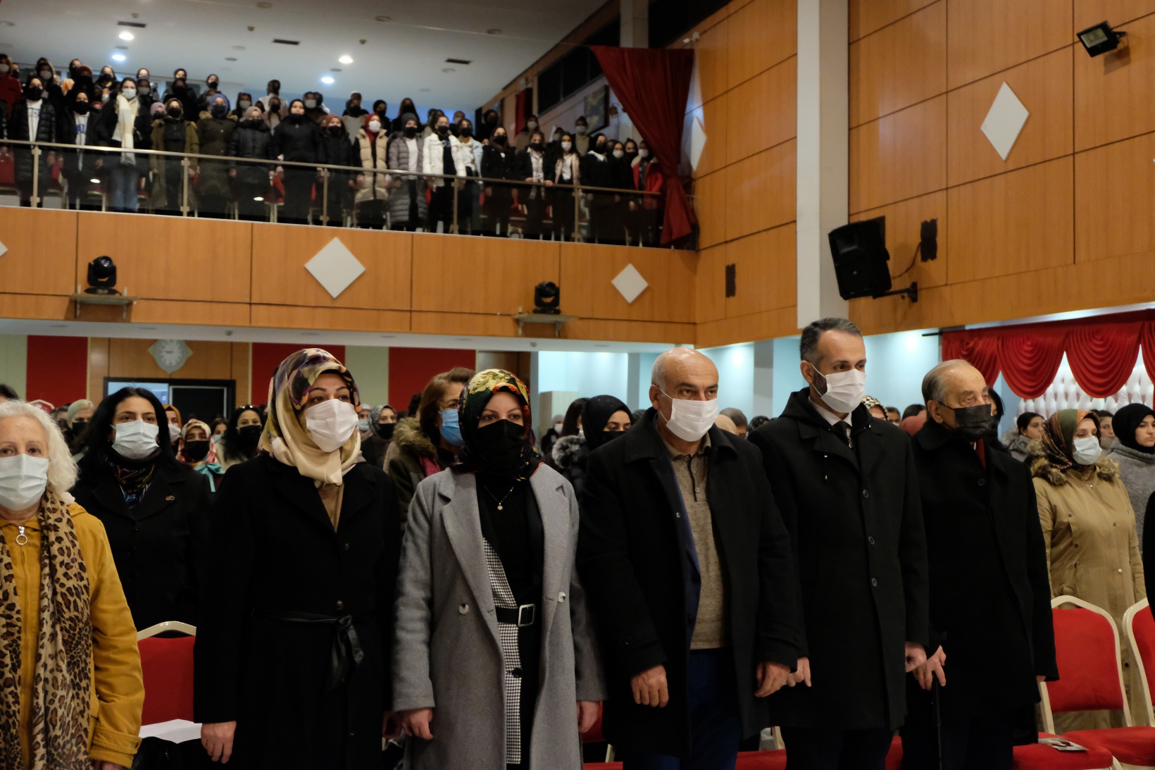 Kadına yönelik şiddetin her boyutu konuşuldu 5