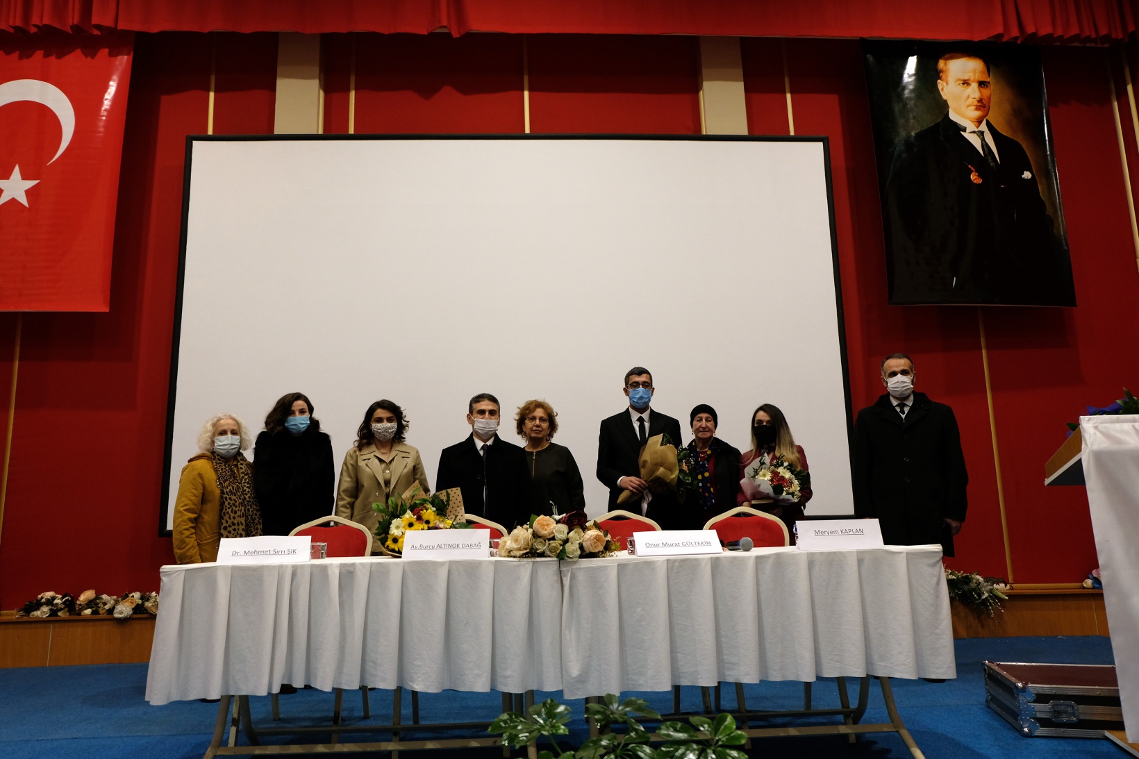 Kadına yönelik şiddetin her boyutu konuşuldu 2