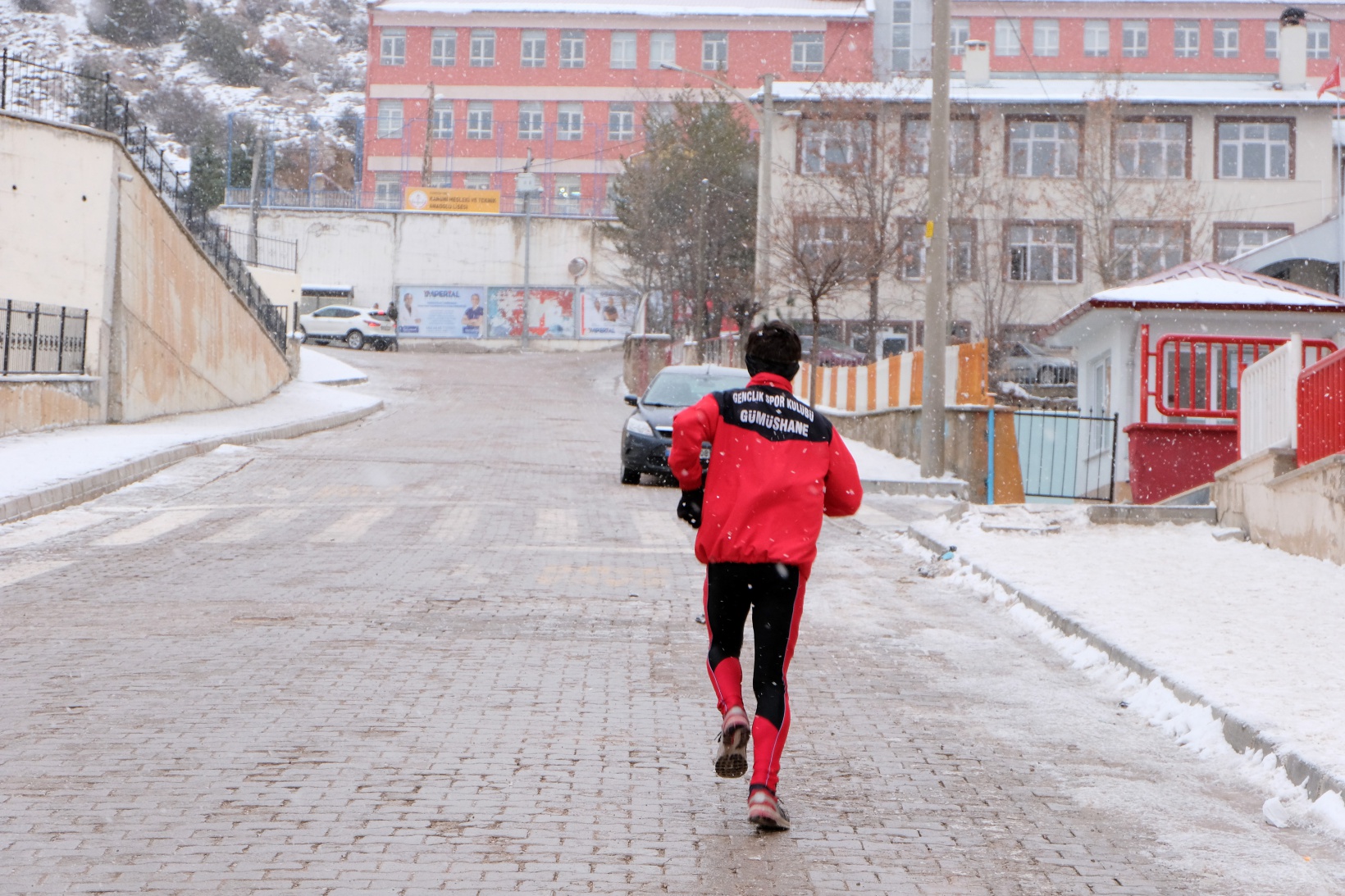Tesadüfen keşfedildi, Türkiye şampiyonu oldu 24