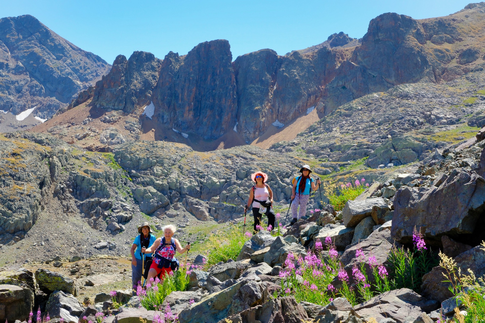 İzmir’den gelip 3 bin metrede serinlediler 21