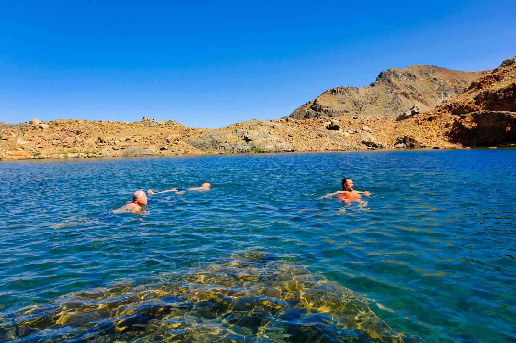 İzmir’den gelip 3 bin metrede serinlediler 13