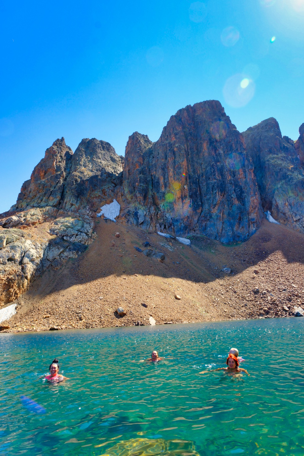 İzmir’den gelip 3 bin metrede serinlediler 18