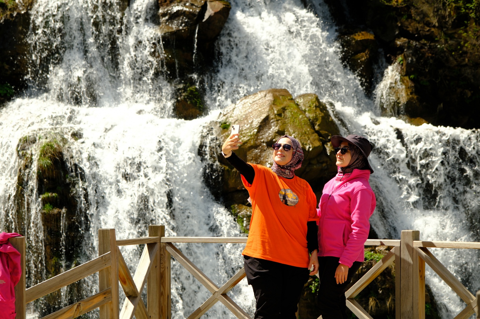 Türkiye’nin en etkileyici şelalelerinden birisi: Tomara 1