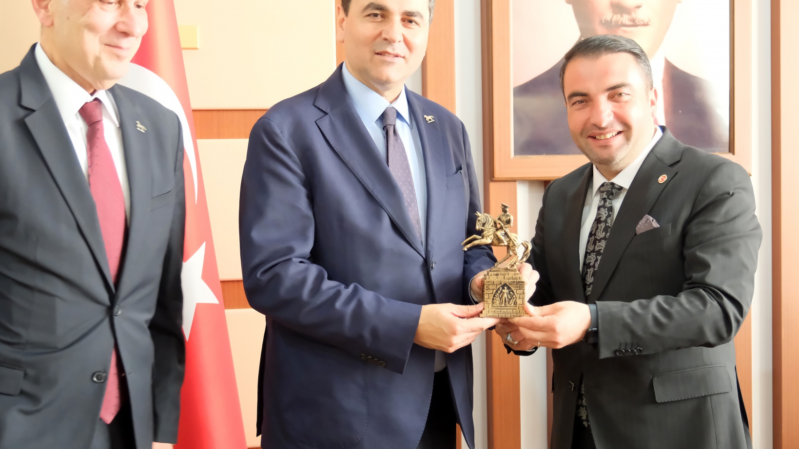 DP Genel Başkanı Uysal'dan Başkan Kara'ya hayırlı olsun ziyareti 11