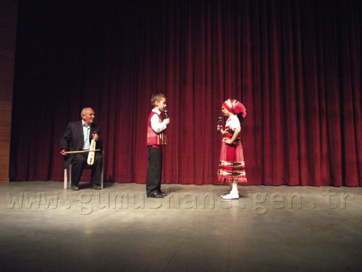 Minik Öğrencilerinden Dev Gösteri 10