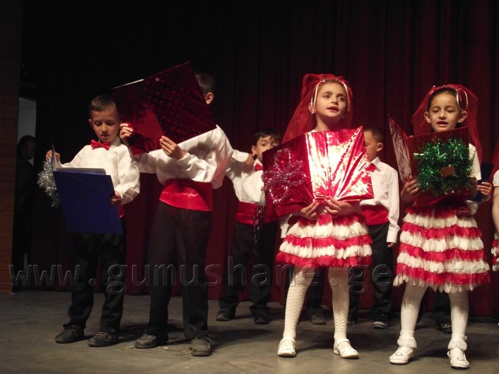 Minik Öğrencilerinden Dev Gösteri 14