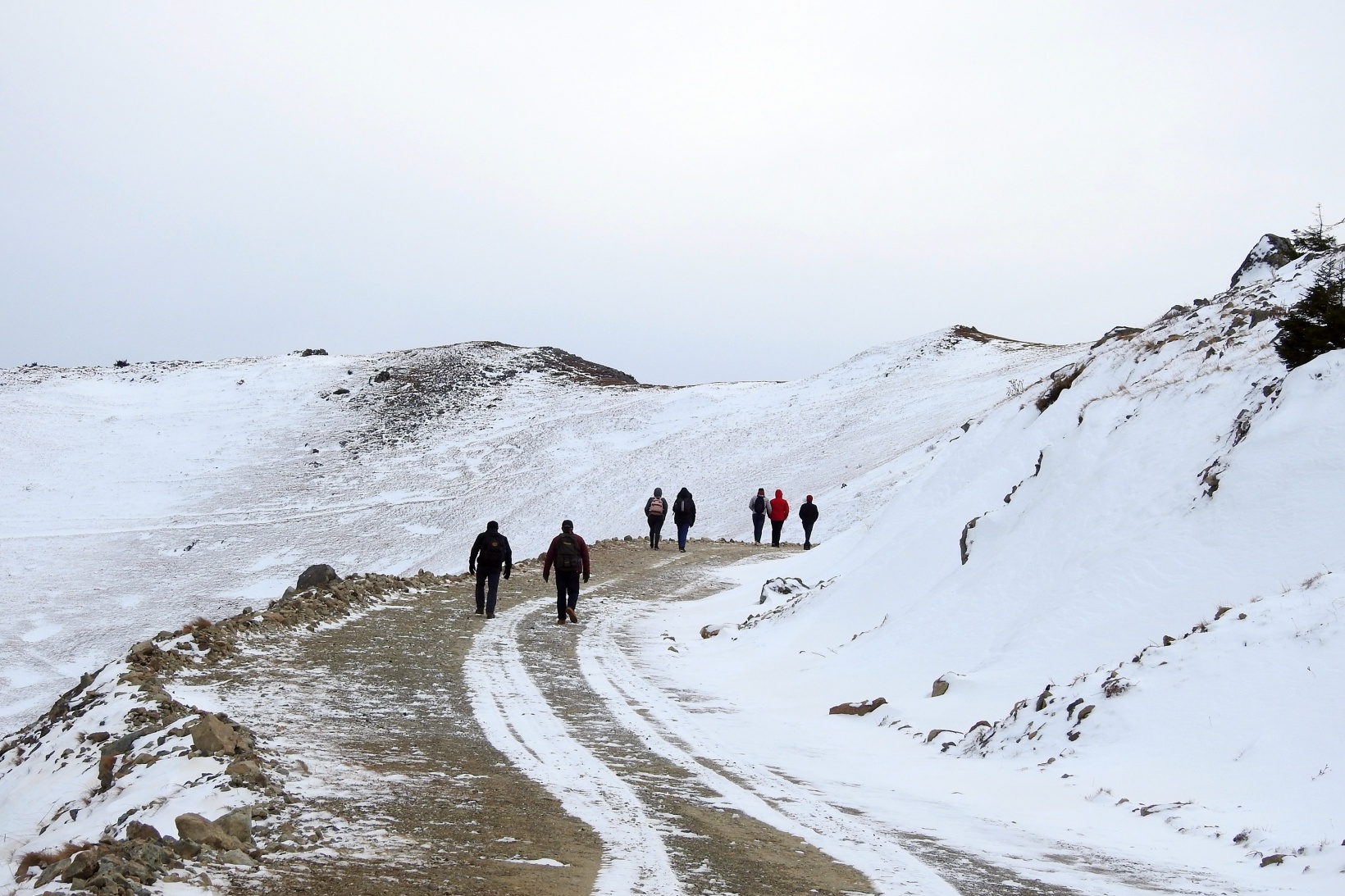 2 bin metreden denizi gördüler 12