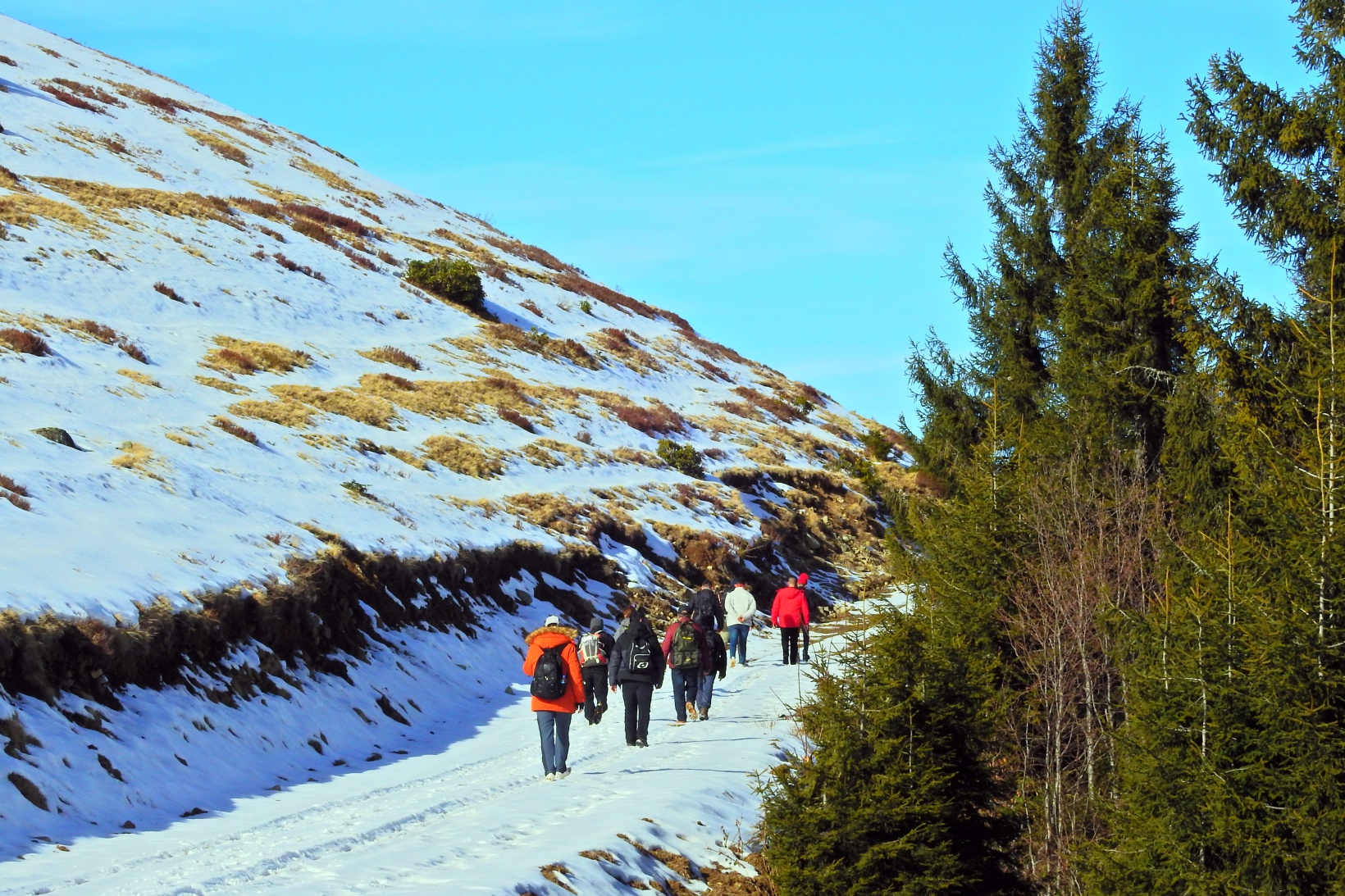 2 bin metreden denizi gördüler 13