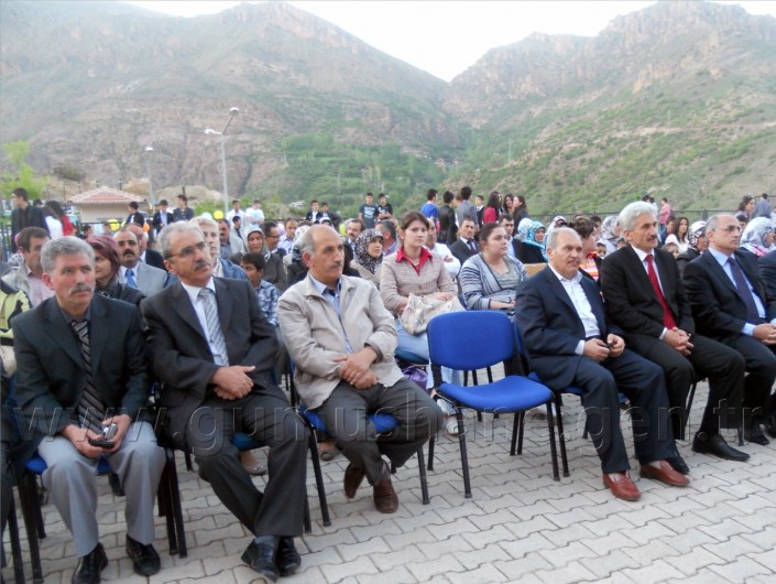 Fen Lisesinde Çifte Mezuniyet 1