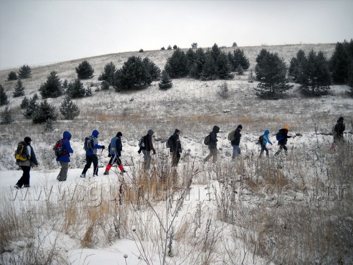 Gümüşhaneli Dağcılar Sarıçiçek Köyüne Yürüdü 5