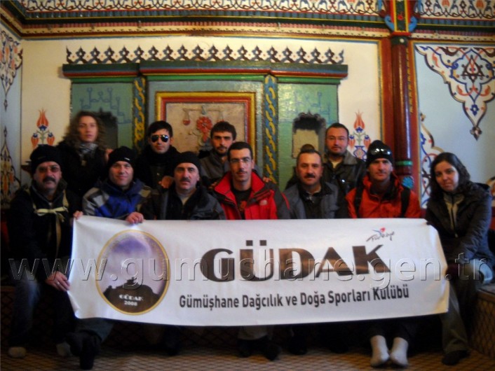 Gümüşhaneli Dağcılar Sarıçiçek Köyüne Yürüdü 24